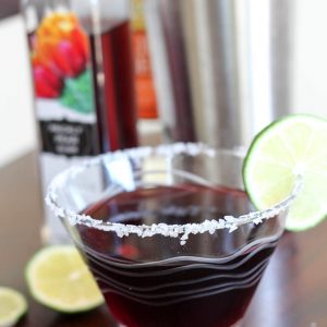 A refreshing, sweet and salty cocktail! Fun twist on the usual margarita. www.fitnessista.com